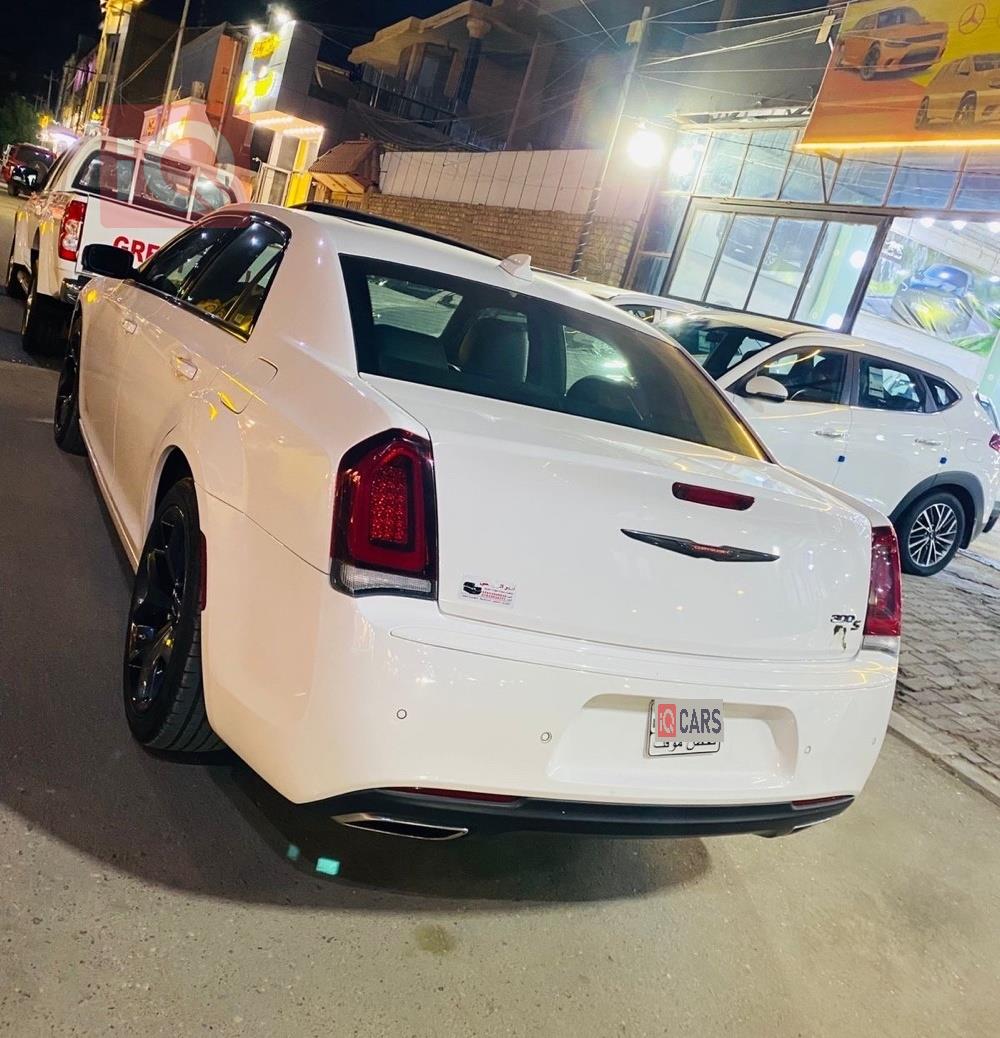 Chrysler 300